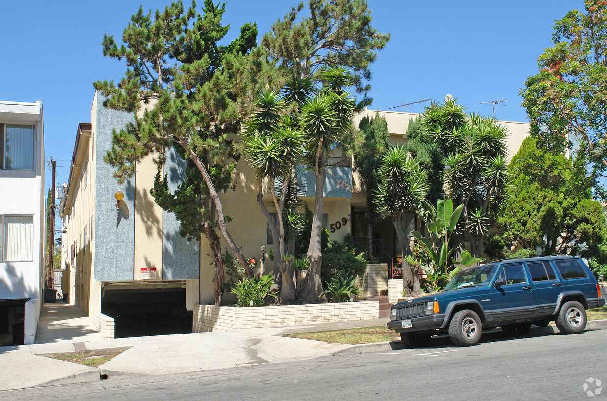Primary Photo - 507-509 N Kings Rd