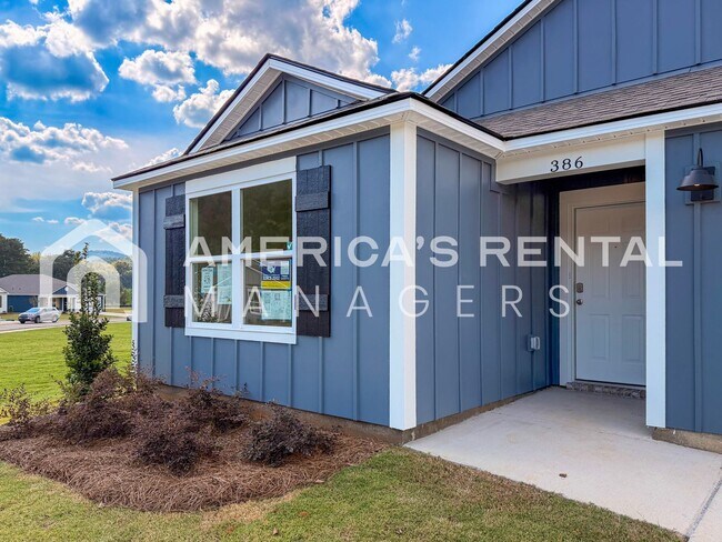Building Photo - 5 Bed, 3 Bath New Construction Home for Re...