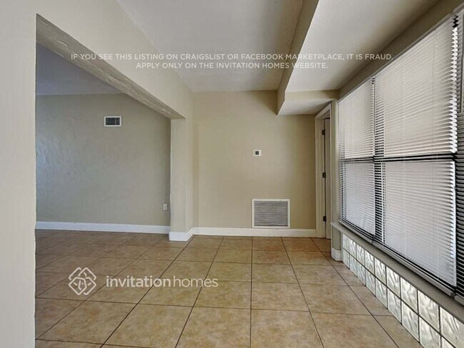 Building Photo - 6012 9th Ave N