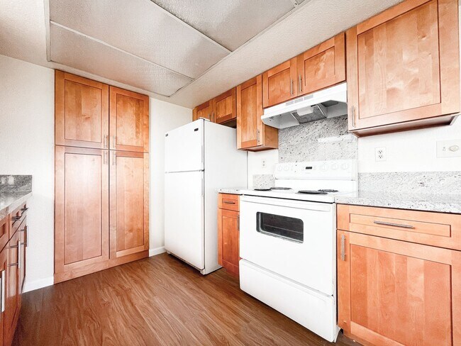 Building Photo - 3/2 with Garage! Wailuna in Aiea!