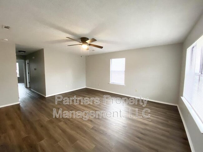 Foto del edificio - 5705 Sara St