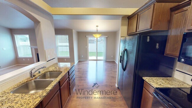 Building Photo - 247 Chapra *Located in Sunset Lodge, Gas F...