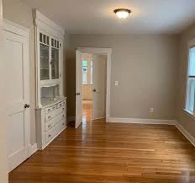Building Photo - Central JP Location. Laundry on a Site, Ba...