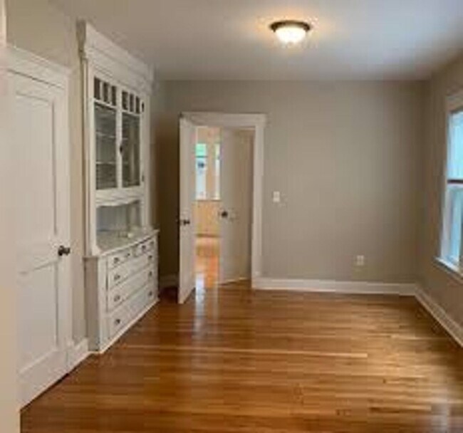 Foto del edificio - Central JP Location. Laundry on a Site, Ba...