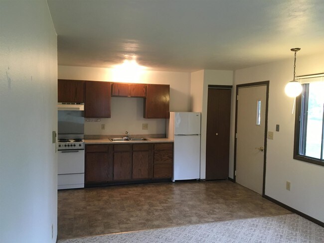 Building Photo - 201 7th Ave SE