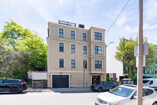 257 W 3rd Street is located in South Boston. - 257 W 3rd St