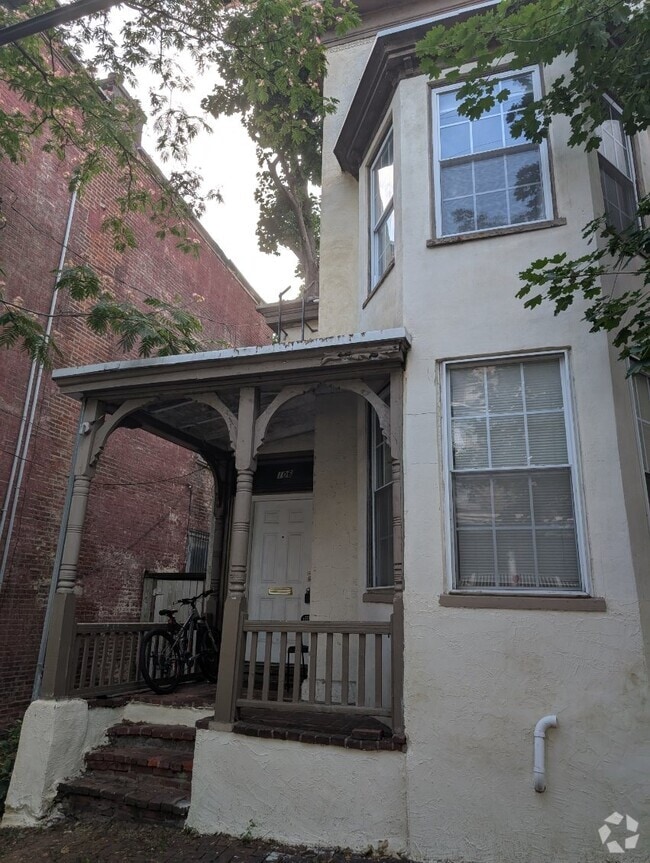 Building Photo - 106 N 35th St