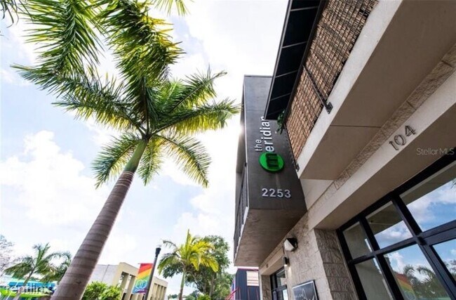 Foto del edificio - 2253 Central Ave