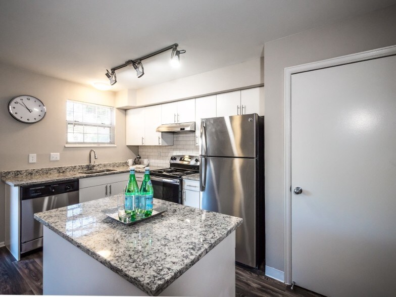 Arcadia Apartment Homes Rentals Centennial, CO