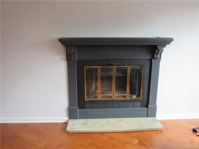 Foto del edificio - 302 Town Hill Condominium