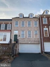 Building Photo - 6203 Toledo Pl