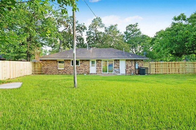 Building Photo - 9207 Laura Koppe Rd