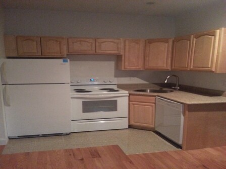 Primary Photo - 45 Cumberland St