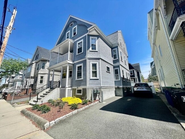 Foto del edificio - 101 Rogers Ave