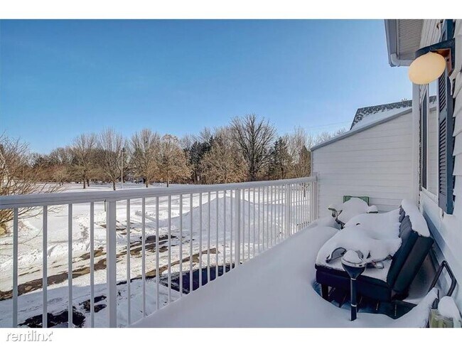 Building Photo - 3 br, 2 bath Townhome - 3828 Abercrombie Ln