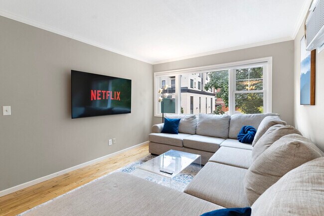 Foto del edificio - 3024 Humboldt Ave S