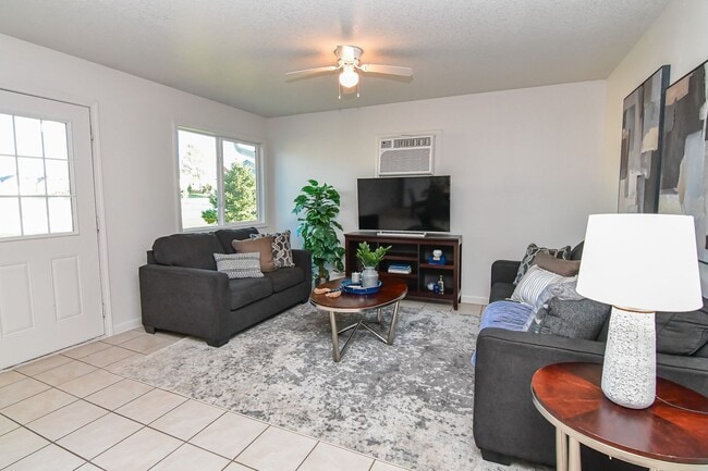 Interior Photo - Glenwood Villas