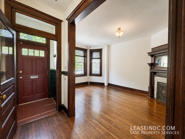 Photo - 128 Adams Street NW- House