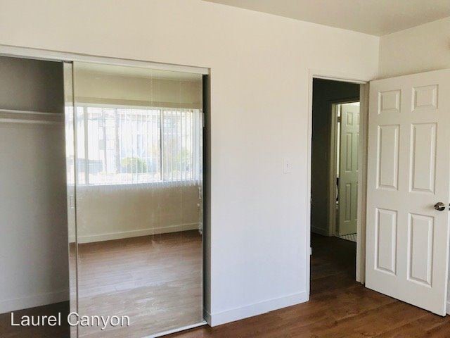 Foto del edificio - 7733-7739 Laurel Canyon Blvd