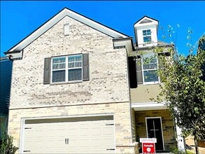 Building Photo - 3030 Westgate Park Dr