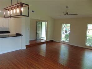 Building Photo - 2918 Ashglen Dr