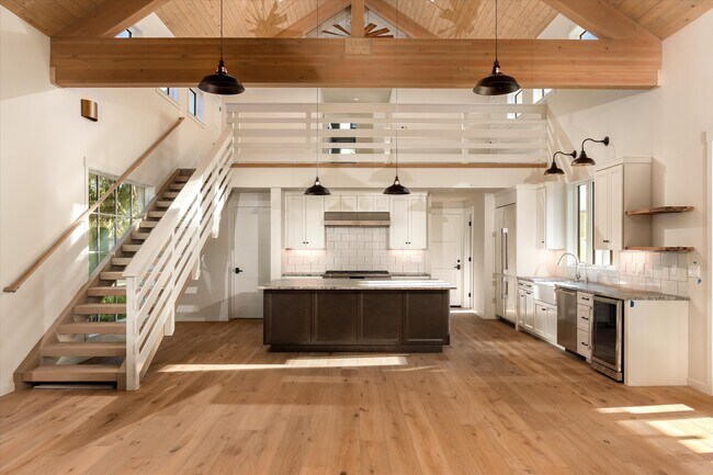 Foto del edificio - 1475 Anderson Ln