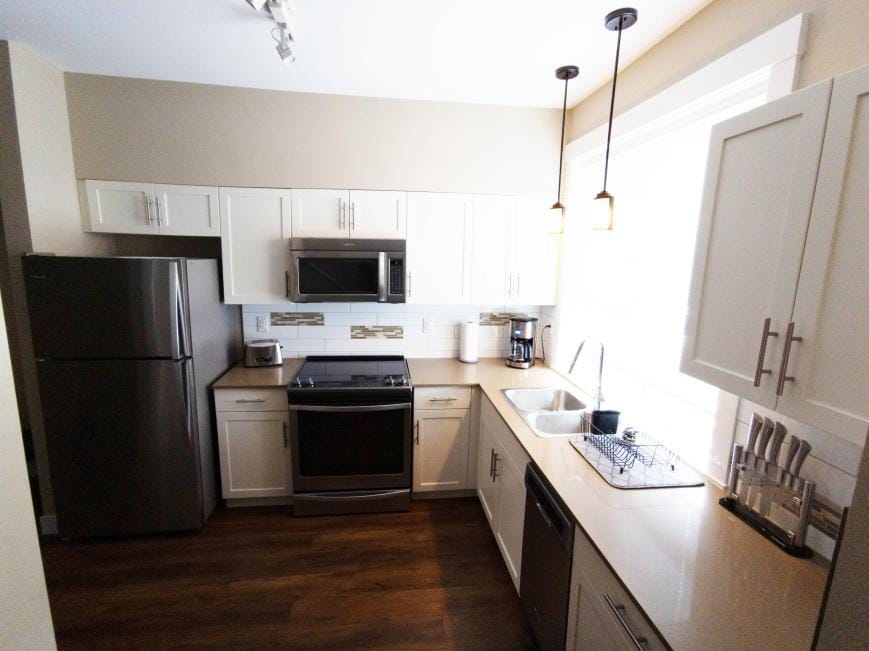 Photo principale - 2 bedroom in Kitimat BC V8C 2N9