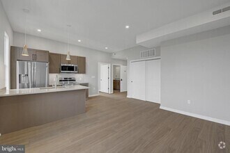 Building Photo - 2445 Innovator Wy