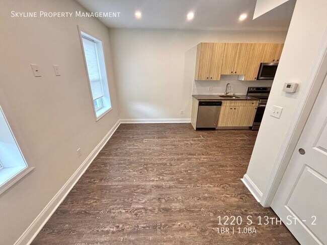 Foto del edificio - 1220 S 13th St
