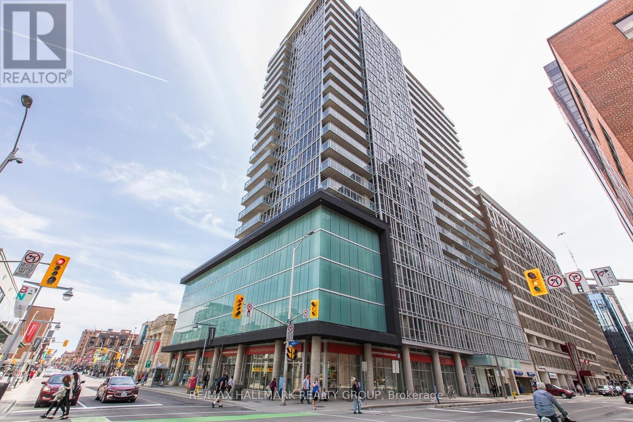 Photo principale - 324-324 Laurier Ave W