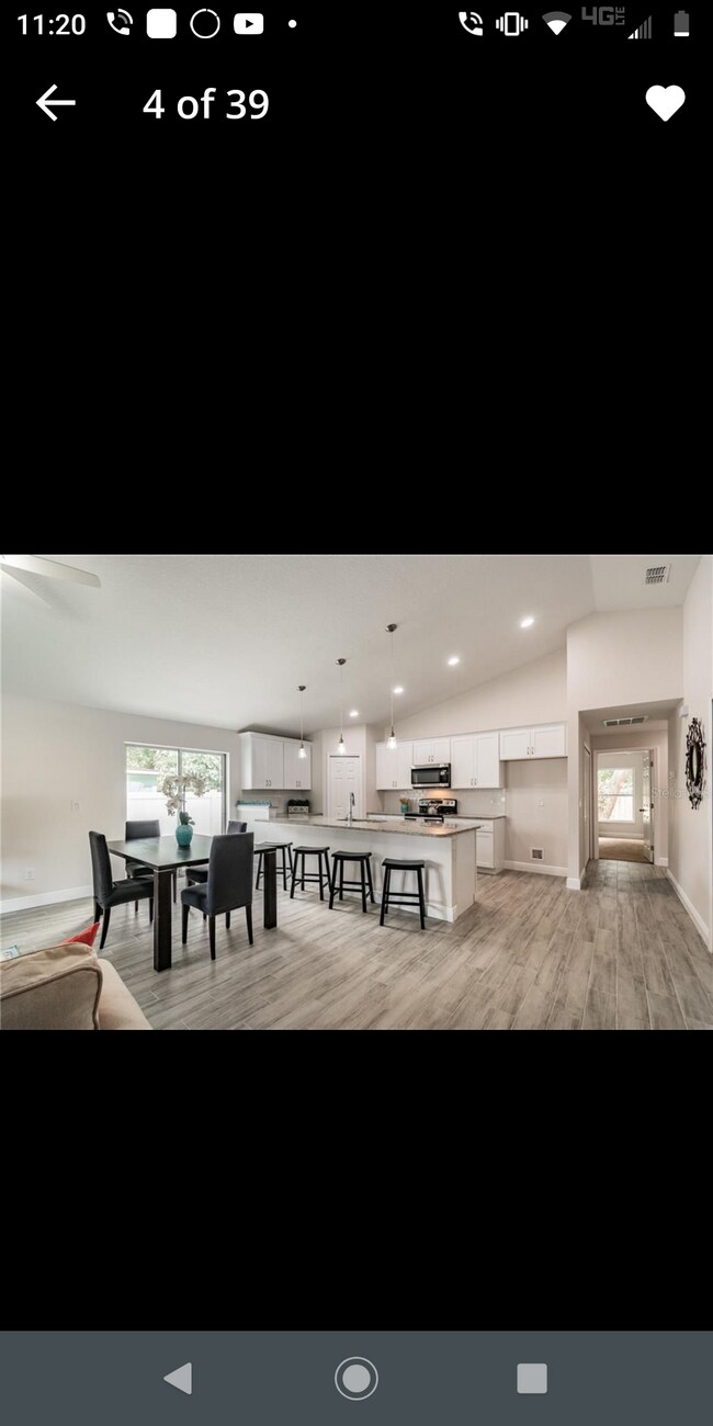 Foto del edificio - 9304 N 20th St