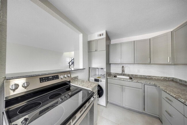 Foto del edificio - 20 NW 7th Ave