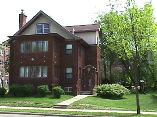 Building Photo - 1901 University Ave