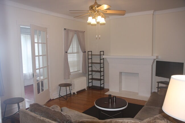 Enclosed front porch off the living room - 1417 W Rosemont Ave