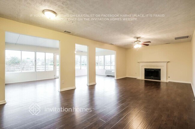 Foto del edificio - 129 Meadowview Ln