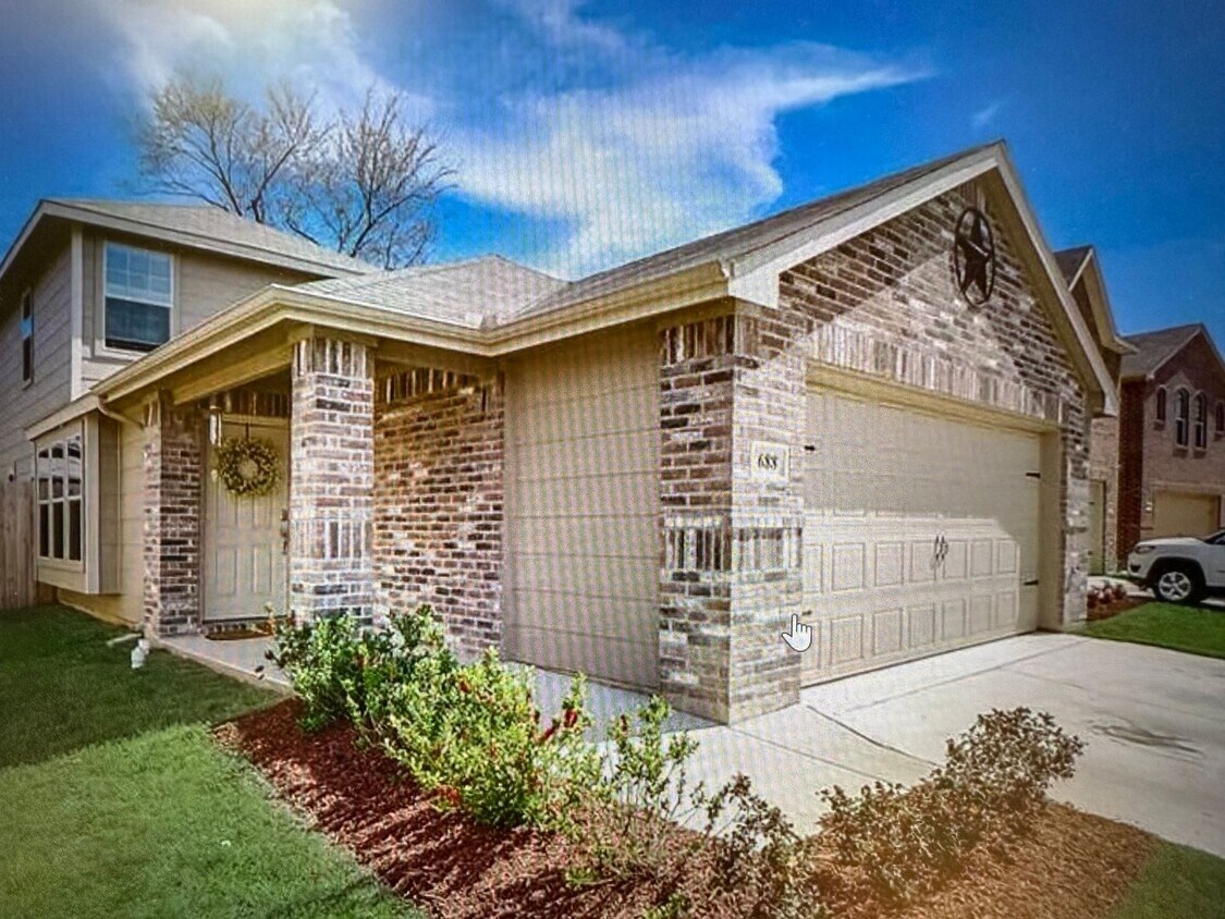 Foto principal - River Garden Addition 3 bed 2 1/2 bath 2 c...