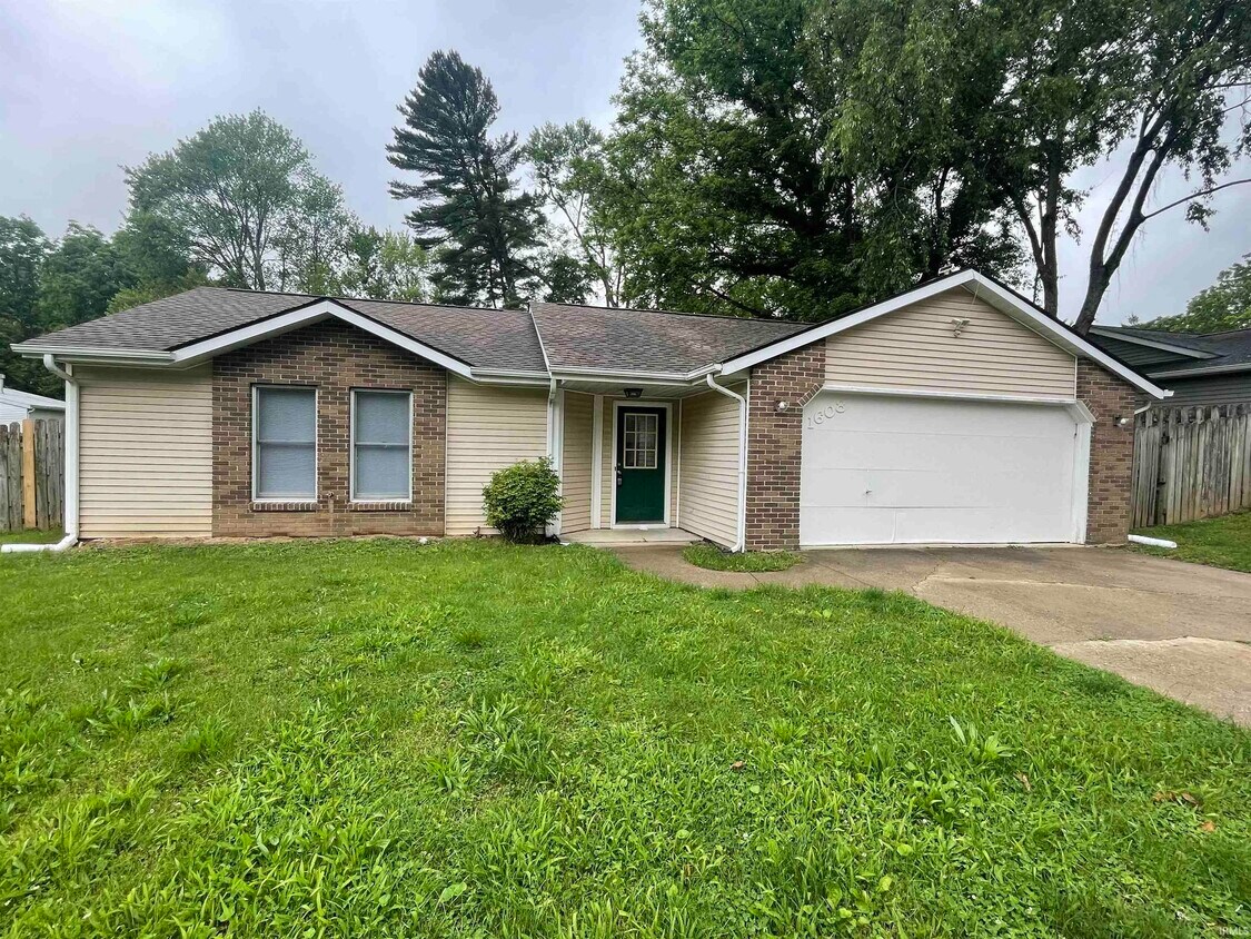 Foto principal - 1608 S Highland Ave