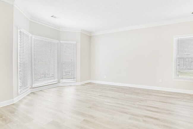 Foto del edificio - 1433 Crooked Tree Cir