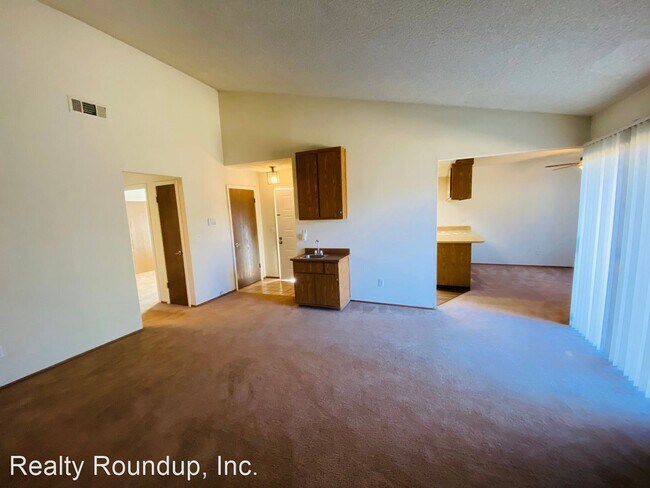 Foto del edificio - 2 br, 2 bath House - 9403 Aizenberg Cir
