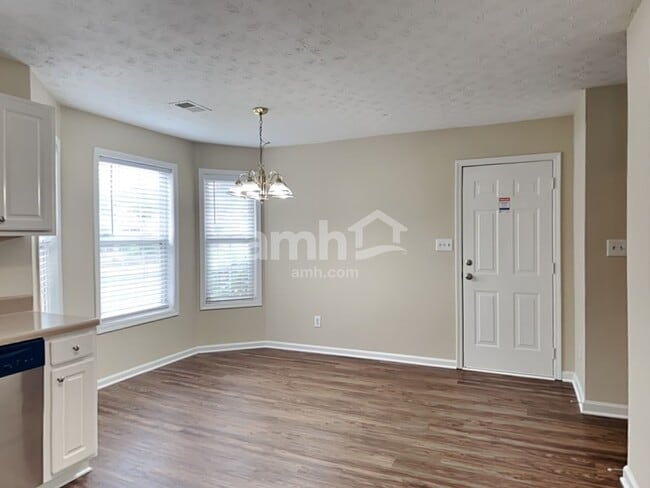 Building Photo - 945 Grace Drive