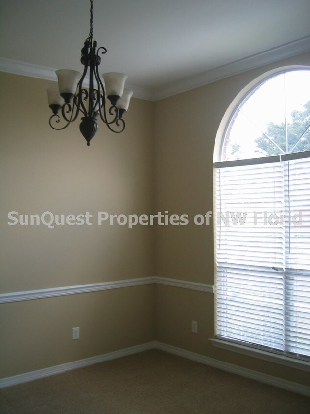 Building Photo - 3/2 Bedroom Executive Home in West Mobile