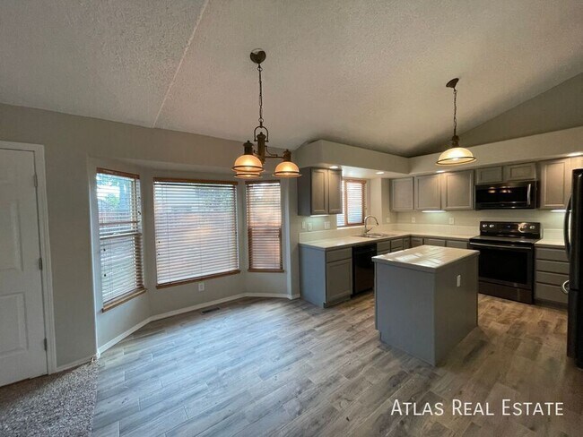 Foto del edificio - 4920 Braddock Dr