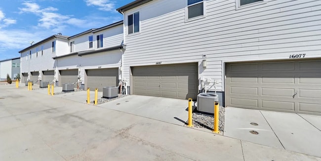 Building Photo - 16097 E Elk Pl