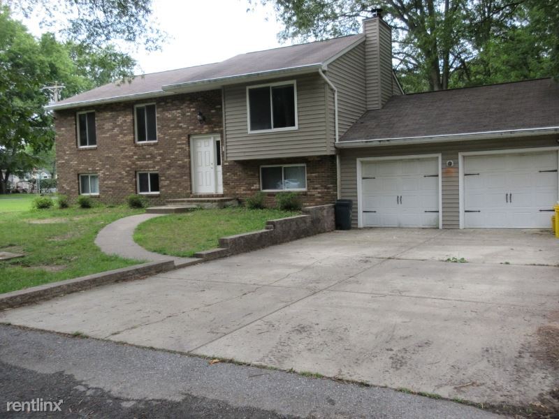 Primary Photo - 4 br, 3 bath House - 261 Ross Landing Rd
