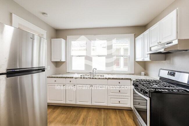 Building Photo - 38 N Pershing Ave