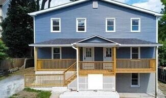 Building Photo - 36 2nd Ave