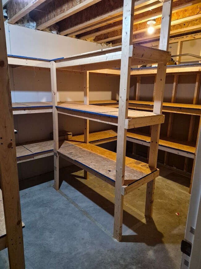 Foto del edificio - 79 Rogue River View Dr NE