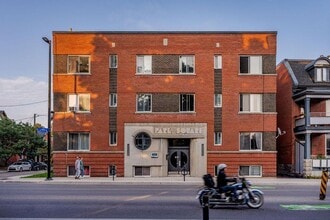 Building Photo - 425 Elgin
