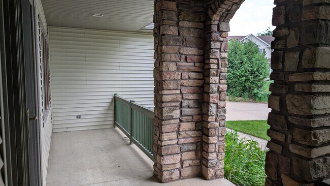 Front porch - 2669 Kathleen Ln NE