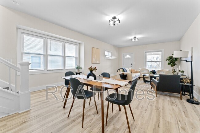 Foto del edificio - 18 N Gray St